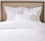 Pottery Barn Heirloom Scalloped Quilt White Full/queen (us Stock). Fixed Price $149.99.