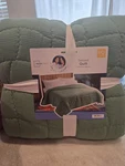 Mainstays By Becky G. & Alejandra Green Lily Cloud Quilt, Full/queen Brand New. Fixed Price $39.99.