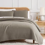 South Shore Fine Living Oversized Quilt King Bedding Set Dark Taupe. Fixed Price $59.69.