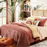 Opalhouse Jungalow Full/queen Reversible Velvet Comforter, Matching Shams Nwt. Fixed Price $54.95.