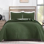 Exclusivo Mezcla Reversible California King Size Quilt Bedding Set With Pillo.... Fixed Price $145.22.