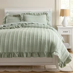 Pottery Barn Teen Chris Loves Julia Cabin Gingham Quilt- Popular. Fixed Price $83.55.