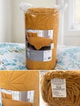Wendy Home Full/queen Quilt Set Gold Geometric 3-PIECE Polyester. Fixed Price $45.90.