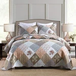 Honeilife Set King Size - 3 Piece Microfiber Reversible Bedsprea.... Fixed Price $62.52.