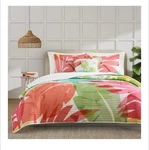 J. Queen New York Tiki Fuchsia 3-PCE. Quilt Set Cp. $154 Pinks/green. Fixed Price $59.99.
