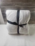 Pottery Barn Loveshackfancy Bow Heart Patchwork Quilt Full/queen. Fixed Price $199.98.