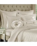 J New York Satinique Quilted Quilt, Full/queen. Fixed Price $125.00.