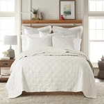 French Flax Washed Linen Quilt - Levtex Home. Fixed Price $179.99.