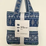 Martha Stewart 4 Piece Holiday Reversible Quilt And Tote Bag Set King. Fixed Price $75.00.