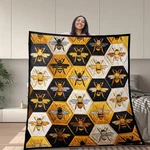 Honeybee Quilt Blanket Hexagon Beehive Pattern Bedding Cozy Farmhouse Decor. Fixed Price $51.58.