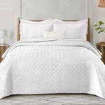 Exclusivo Mezcla King Quilt Set - 3PC Lightweight White Bedding. Fixed Price $65.63.