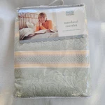 Nos Martha Stewart Everyday Twin 63X88 Matelasse Coverlet. Made 1997 Portugal. Fixed Price $49.99.