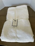 Williams Sonoma Home Heritage Matelasse Quilt Full Queen White. Fixed Price $139.00.