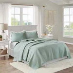 Madison Park Tuscany 3 Piece Full Queen Coverlet Set Seafoam - Nwt $280. Fixed Price $59.99.
