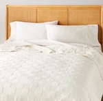 Full/queen Checkerboard Stitch Quiltcream - Hearth & Hand With Magnolia. Fixed Price $50.00.