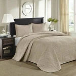 Madison Park Quebec 3-PIECE King Quilted Bedspread Set Khaki New $290. Fixed Price $224.99.