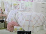 2 Pcs Cynthia Rowley Diamond Ribbon Reversible Twin Quilt & Sham Set New. Fixed Price $89.00.