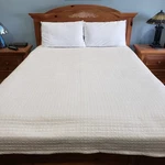 Royal Velvet Quilted Coverlet Queen Traditional Ivory Cream Textured Lightweight. Fixed Price $49.95.