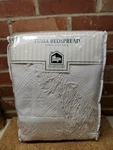 Vtg 2000 Columbine Cody Home Queen Tusia Coverlet White Portugal Fringe Nip. Fixed Price $149.92.