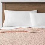 Threshold 1-PIECE Microfiber Quilt Paisley Garment Washed Oeko-tex, Blush, King. Fixed Price $37.99.