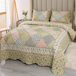 Vivilinen Full Queen Size Green Patchwork Set Reversible Quilted Bedspread. Fixed Price $60.99.