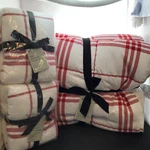 West Elm King QUILT/2 Shams Urban Farmhouse White/red Plaid Holiday. Fixed Price $179.99.