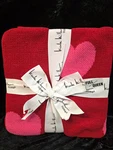 Nicole Miller Polyester Hearts 90X90 Full/queen Blanket. Fixed Price $36.00.