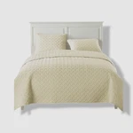 Vcny Home Ivory Nina Embossed Geometric 3-PIECE Quilt Set Size King. Fixed Price $29.96.