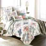 Donna Sharp April Patch Cotton Pieced King Quilt Set Floral Plaid Check Country. Fixed Price $209.95.