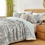 Grand Linen 3 Piece Oversized Lightweight All-season Paisley Design Quilt Set, K. Fixed Price $80.00.