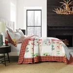 3 Pcs Festive Christmas Patchwork Quilt Set Holiday Bedspread. Fixed Price $39.99.