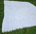 White Chenille Bedspread Stylemaster 106 X 116 Belle Maison Stains Cutter. Fixed Price $29.99.