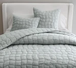 Pottery Barn - Cloud Quilt New Sale. Fixed Price $84.19.