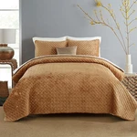Liians Luxury Velvet Quilt Bedding Set, Ultra Soft Comforter, All-season. Fixed Price $153.50.