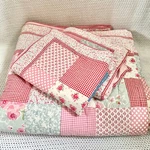 Pottery Barn Kids 2012 Pink Patchwork Quilted Full/queen Comforter Two Sham Set. Fixed Price $150.00.