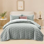 Luxury Velvet Bedspread Reversible Coverlet Quilted Soft Plush Bedding New. Fixed Price $29.99.