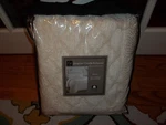 Nip Lamont Home Josephine Ivory (ecru) Chenille Full Fringed Bedspread. Fixed Price $84.59.