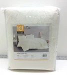 Intelligent Design ID12-1924 Shaggy Fur Duvet Cover Set Full Queen Ivory. Fixed Price $43.79.