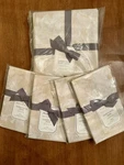 Pottery Barn Monique Lhuillier Garden Rose K/cal Duvet, Euro SHAMS,2. Fixed Price $345.00.