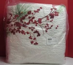 Pottery Barn Red Berry Wreath Quilt Full Queen 92" X 88" Multi New. Fixed Price $259.95.