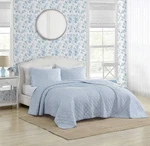 Laura Ashley King Oxford Striped Quilt Set Blue. Fixed Price $154.00.