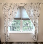 Beauoop Floral Linen Semi-sheer Curtains 50" 84" *preowned*. Fixed Price $16.01.