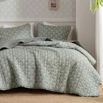 Madison Park Vintage Floral Quilt Set Size, Queen, Sage Green. Fixed Price $110.16.