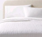 Full/queen Tencel Quilt White - Threshold. Fixed Price $25.00.