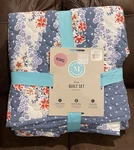Martha Stewart 100% Cotton 3 Piece Reversible Quilt Set King Blue Floral. Fixed Price $109.99.