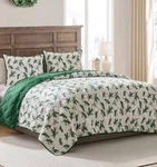 Hallmark Queen Flannel Greenery Print 3-PIECE Quilt Set. Fixed Price $21.98.