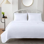 Market & Place Quilt Set Full Size White / Queen,. Fixed Price $74.99.