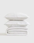 Bnwot Quince Organic Cotton Hand Stitched Quilt Set King Cal White. Fixed Price $153.00.