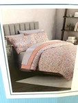 Traditions By Waverly 3PC Speckle Coral Quilt & Shams Set Queen Nip. Fixed Price $54.97.
