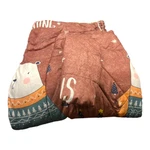 Lazy Quilt 5' X 4' Comforter With Sleeves "winter Is Coming" Bears Scarves. Fixed Price $11.00.